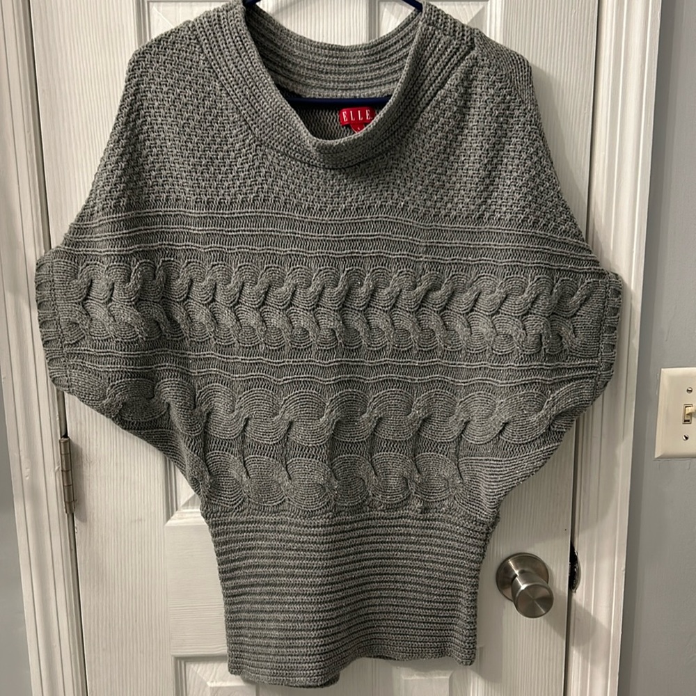 Women’s ELLE sweater